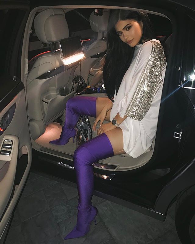 If You can handle it, Here are the Sexiest Shoe Moments from the Kardashian Family