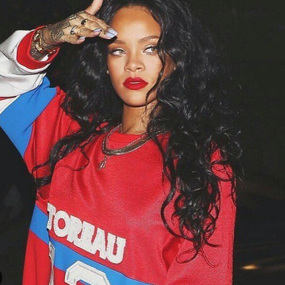 Rihanna Best Street Style